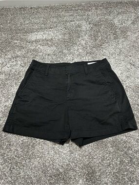 Gap 4” Downtown Khaki Shorts